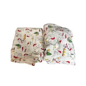 Pottery Barn Kids Peanuts Holiday Flannel Flat and Fitted Sheet Twin